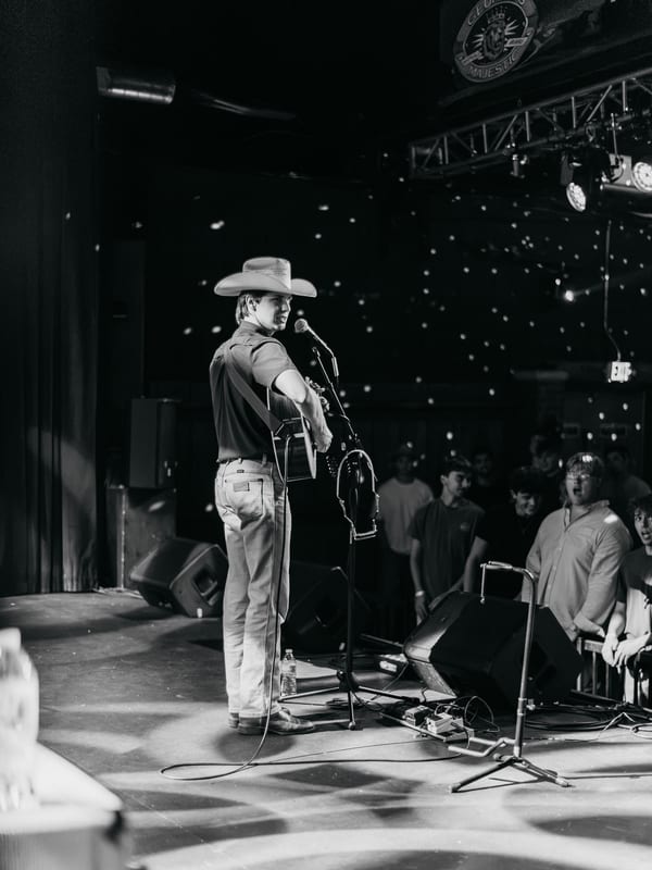 Jack Lindsey press photo